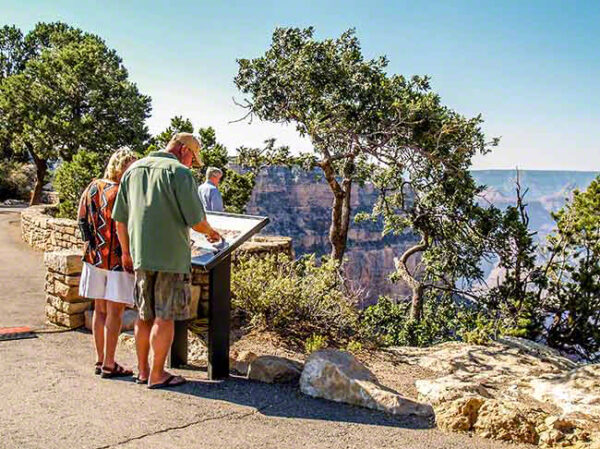 Grand Canyon South Rim Bus scenic overlook